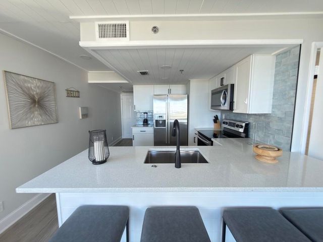 9850 S Thomas Drive UNIT 1001W, Panama City, FL 32408