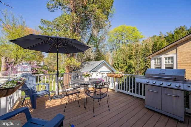 4410 SHERIDAN ST, University Park, MD 20782