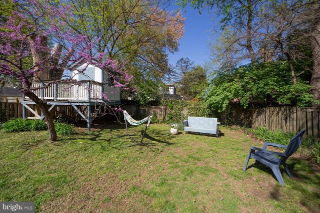4410 SHERIDAN ST, University Park, MD 20782
