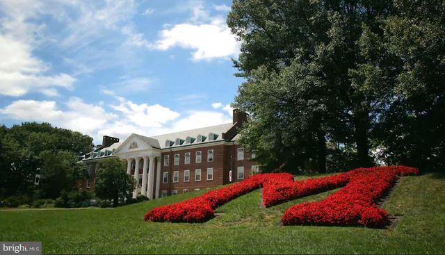 4410 SHERIDAN ST, University Park, MD 20782