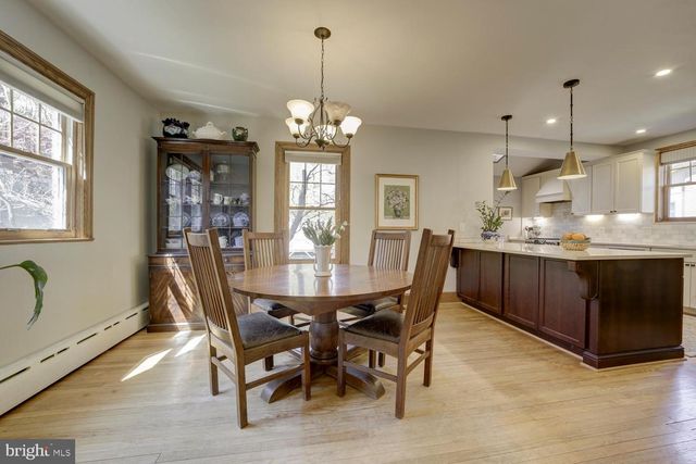 4410 SHERIDAN ST, University Park, MD 20782