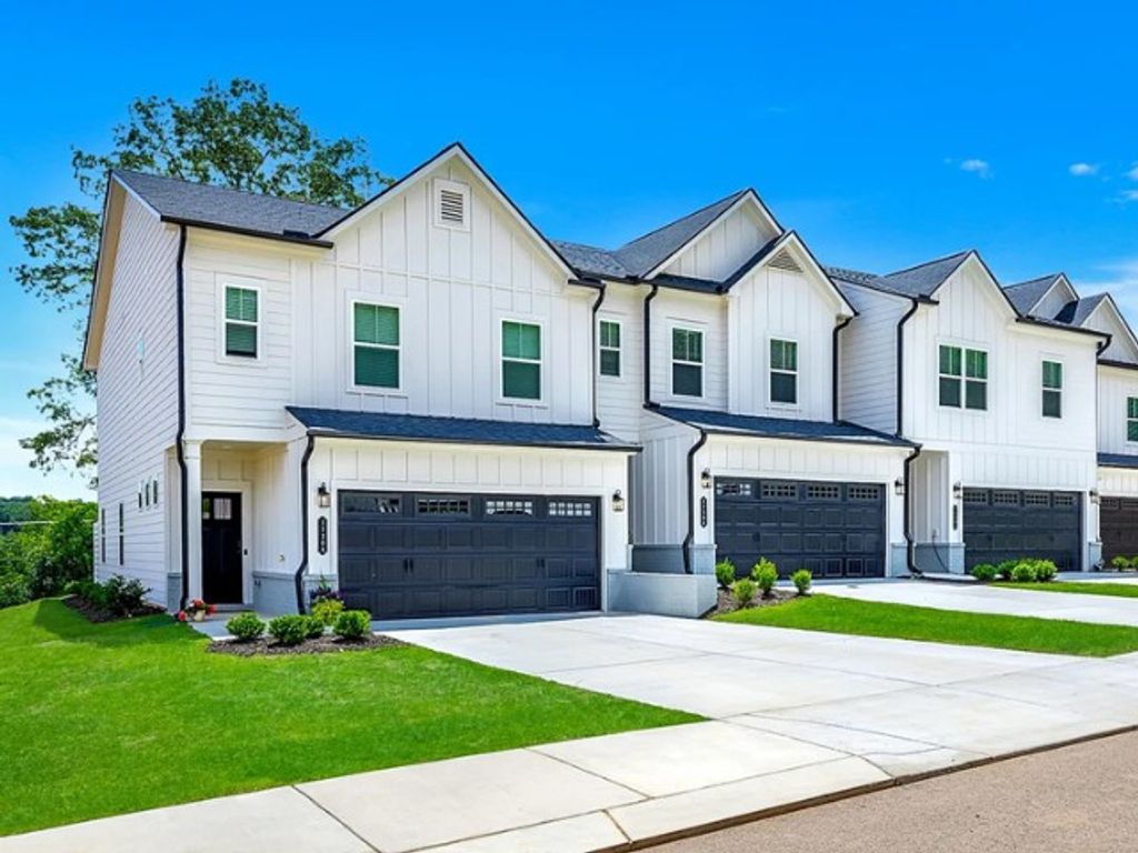 102 Brass Tack Drive, Powdersville, SC 29611