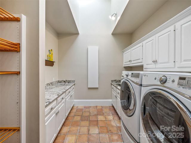 35 Peach Knob Drive, Asheville, NC 28804