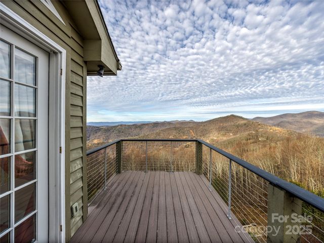 35 Peach Knob Drive, Asheville, NC 28804