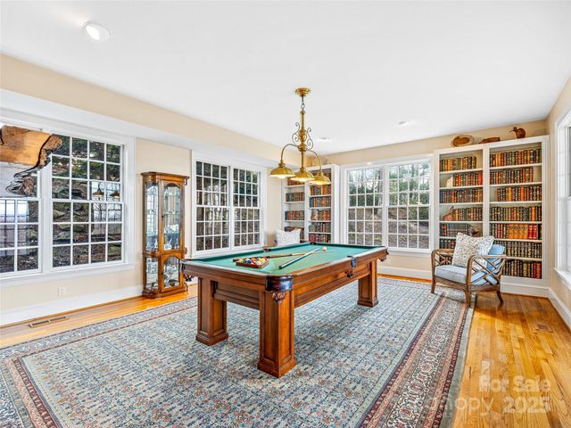 35 Peach Knob Drive, Asheville, NC 28804