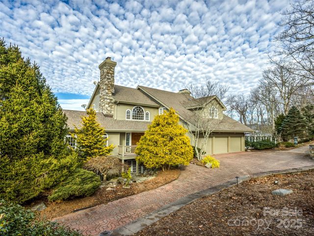 35 Peach Knob Drive, Asheville, NC 28804