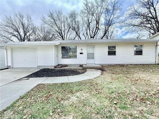 720 W Cooper Street, Maryville, MO 64468
