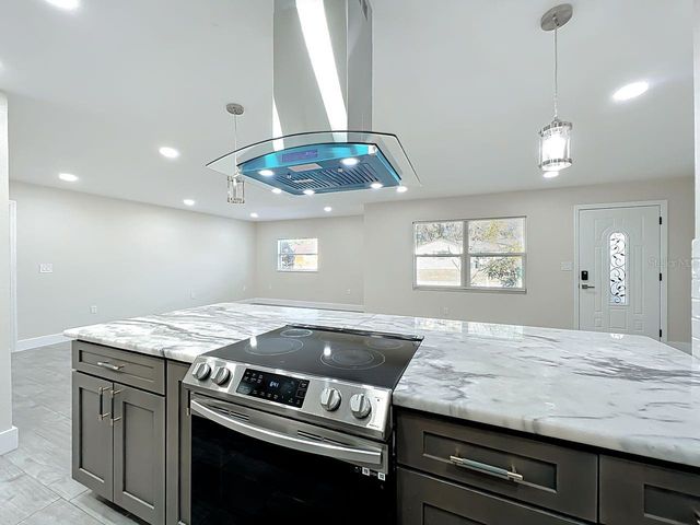 459 LONGWOOD CIRCLE, Longwood, FL 32750