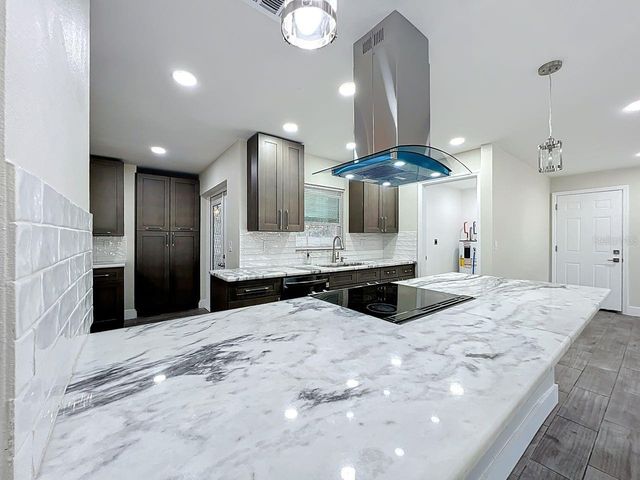 459 LONGWOOD CIRCLE, Longwood, FL 32750