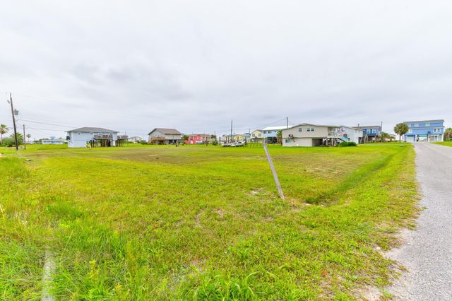0 5th Street, Galveston, TX 77554