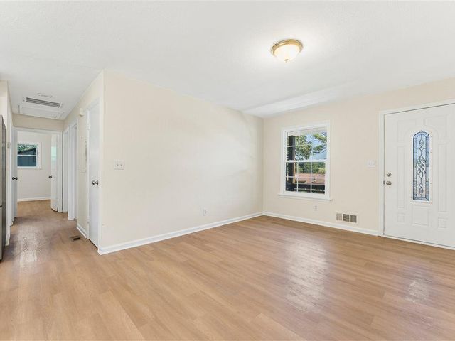 6371 Westbury Road, Riverdale, GA 30274