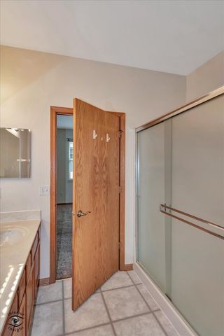 670 S Wellston Lane, Romeoville, IL 60446