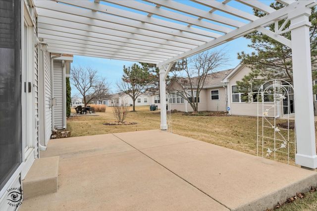 670 S Wellston Lane, Romeoville, IL 60446