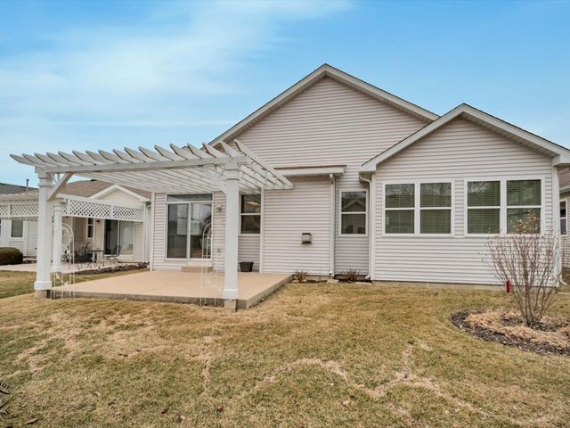 670 S Wellston Lane, Romeoville, IL 60446