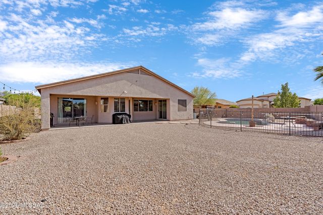 8379 W Avecenna Street, Tucson, AZ 85757