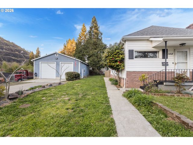 148 Se HOUCK Ave, Roseburg, OR 97470