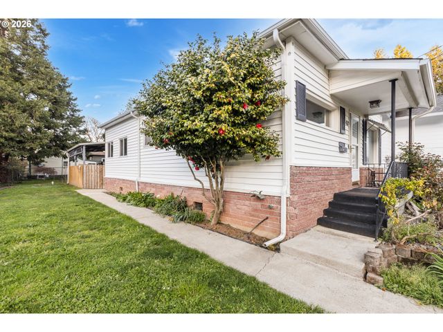 148 Se HOUCK Ave, Roseburg, OR 97470