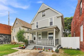 2217 Broadway, Lorain, OH 44052