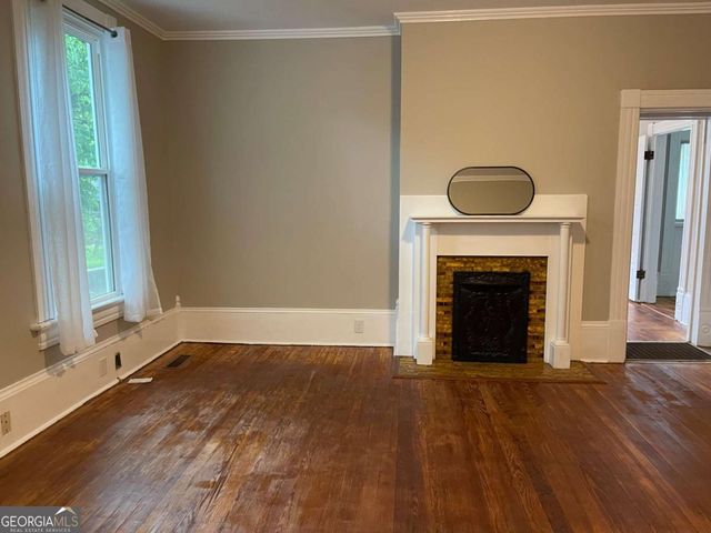 316 College Street, Carrollton, GA 30117