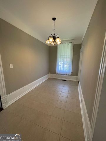 316 College Street, Carrollton, GA 30117