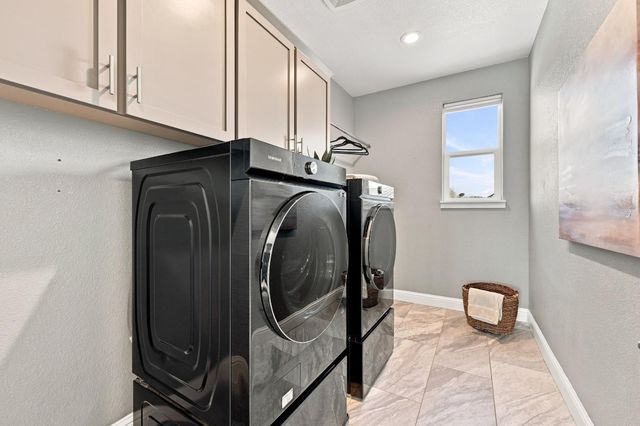 3083 Anastasia Way, Lincoln, CA 95648