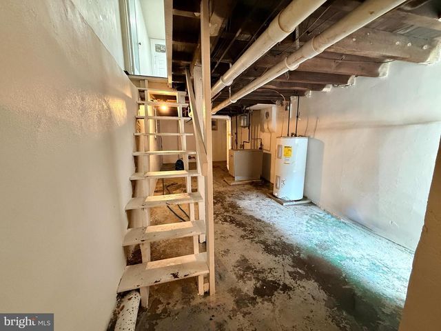 1136 N 10TH ST, Reading, PA 19604