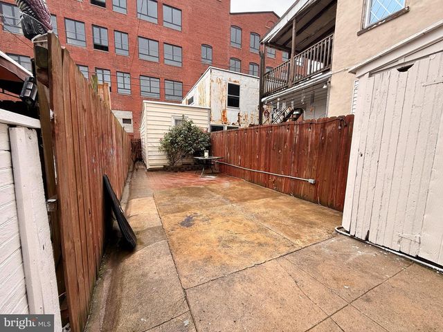 1136 N 10TH ST, Reading, PA 19604