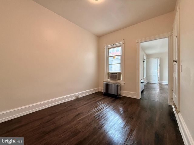 1136 N 10TH ST, Reading, PA 19604