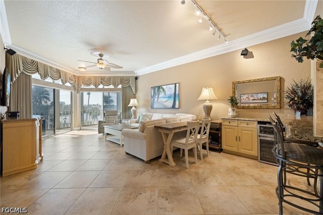 18092 San Carlos BLVD 915, Fort Myers Beach, FL 33931