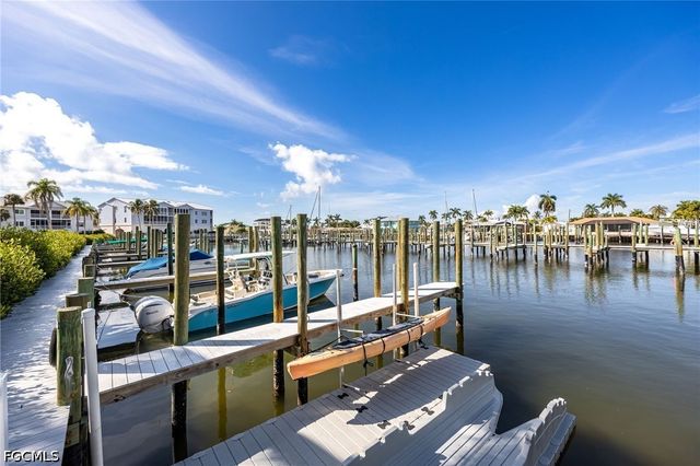 18092 San Carlos BLVD 915, Fort Myers Beach, FL 33931
