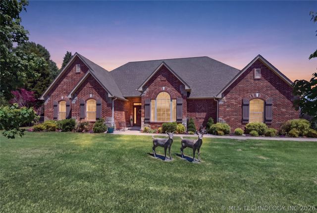 16657 E 79th Street North, Owasso, OK 74055