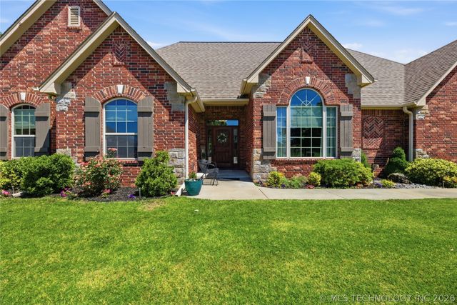 16657 E 79th Street North, Owasso, OK 74055