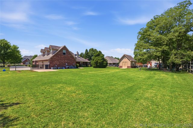 16657 E 79th Street North, Owasso, OK 74055