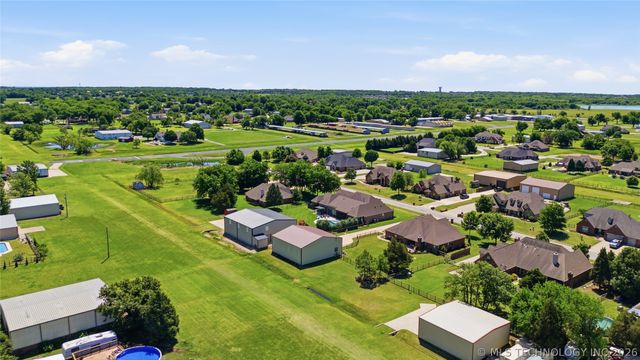 16657 E 79th Street North, Owasso, OK 74055