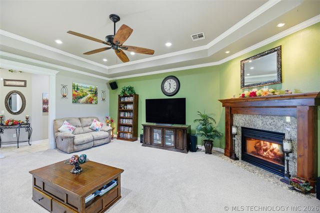 16657 E 79th Street North, Owasso, OK 74055