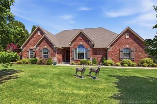 16657 E 79th Street North, Owasso, OK 74055