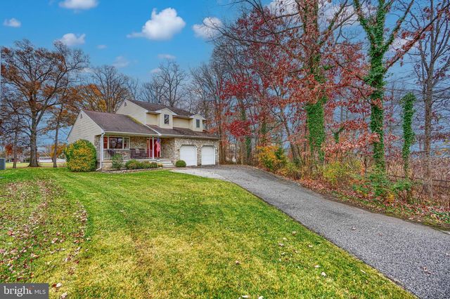 2508 PERRING WOODS RD, Baltimore, MD 21234