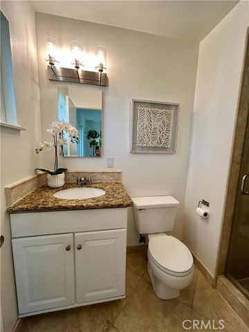 3230 Washington Avenue, Costa Mesa, CA 92626