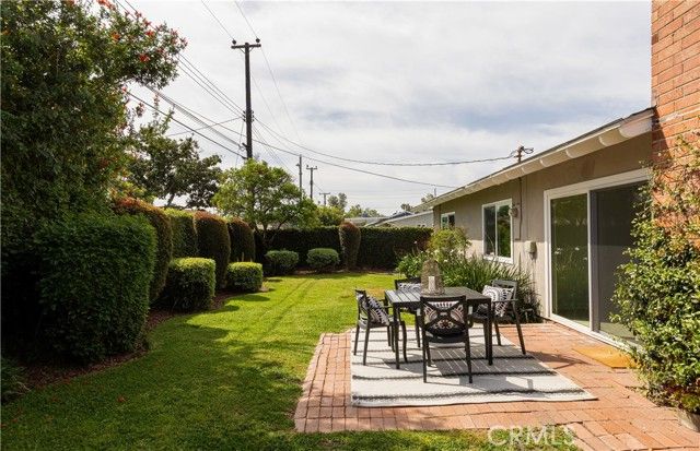 3230 Washington Avenue, Costa Mesa, CA 92626