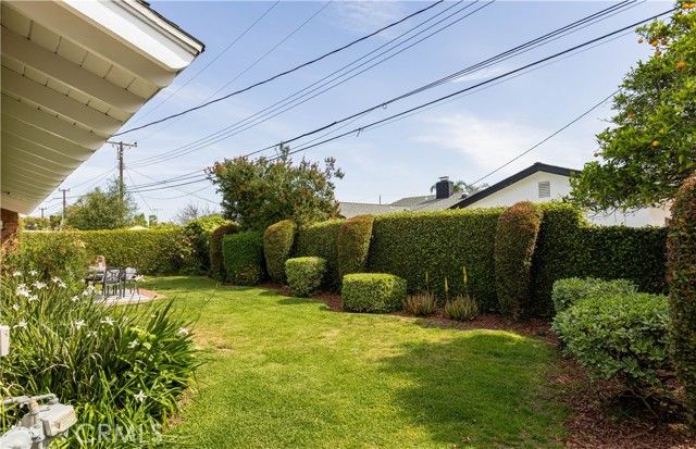 3230 Washington Avenue, Costa Mesa, CA 92626