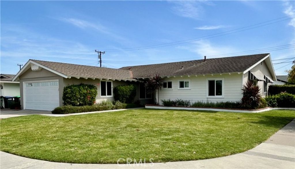 3230 Washington Avenue, Costa Mesa, CA 92626