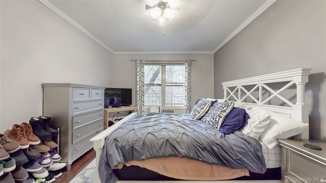 67-38 108th Street C17, Forest Hills, NY 11375