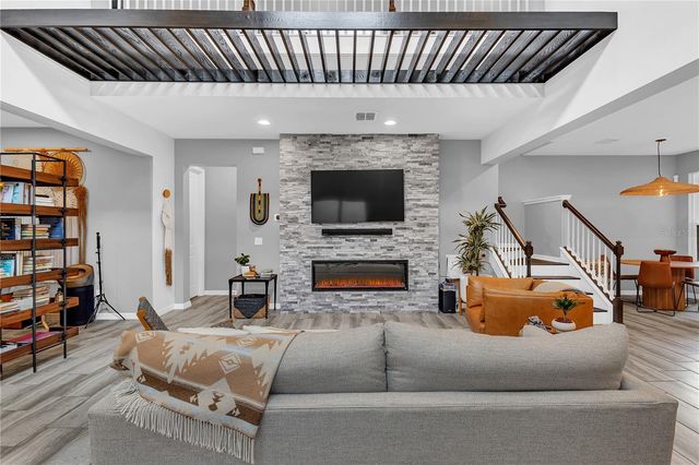 15061 VALVERSE ALLEY, Winter Garden, FL 34787