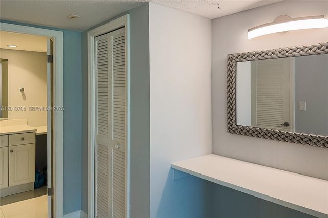 3200 N Palm Aire Dr 207, Pompano Beach, FL 33069