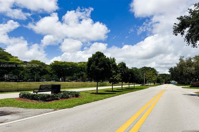 3200 N Palm Aire Dr 207, Pompano Beach, FL 33069