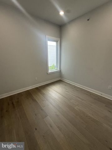4303 FAIRMOUNT AVE, Philadelphia, PA 19104