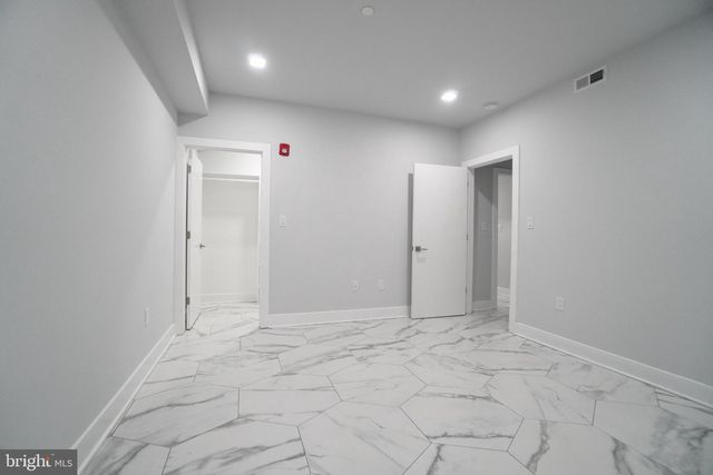 4303 FAIRMOUNT AVE, Philadelphia, PA 19104