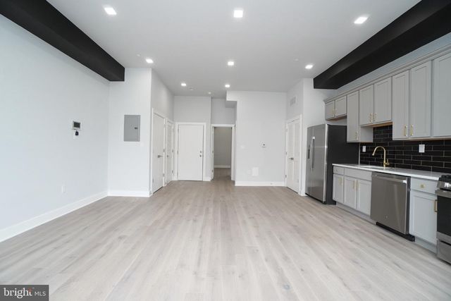 4303 FAIRMOUNT AVE, Philadelphia, PA 19104
