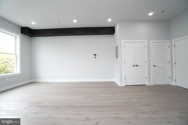4303 FAIRMOUNT AVE, Philadelphia, PA 19104