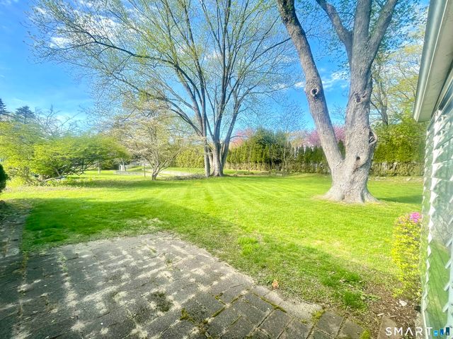2698 Easton Turnpike, Fairfield, CT 06825